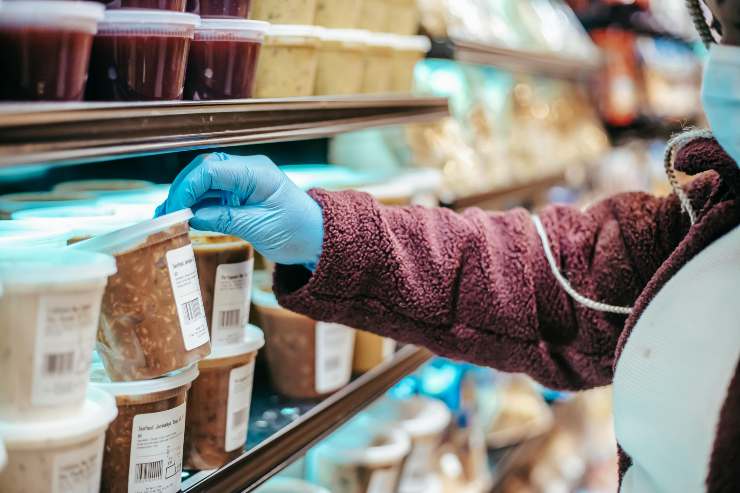 Come riconoscere i prodotti falsi al supermercato